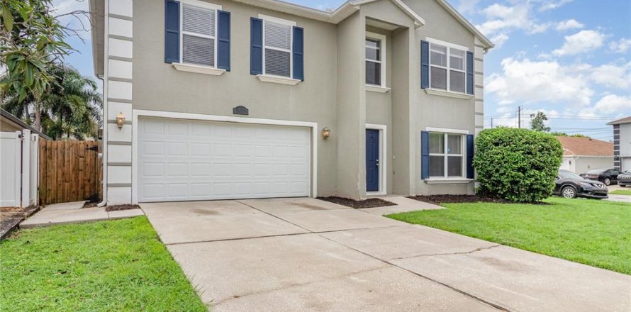 Casa en Orlando, Florida 4 dormitorios, 211.35 m2 № 1901836