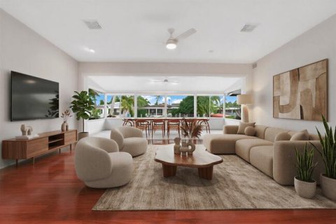 House in Wilton Manors, Florida 3 bedrooms, 153.94 sq.m. № 2393210 - photo 3