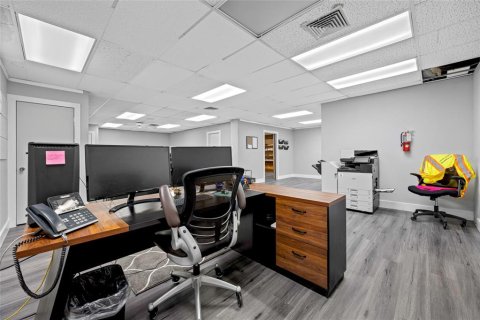 Commercial property in Tampa, Florida 629.88 sq.m. № 2096375 - photo 26