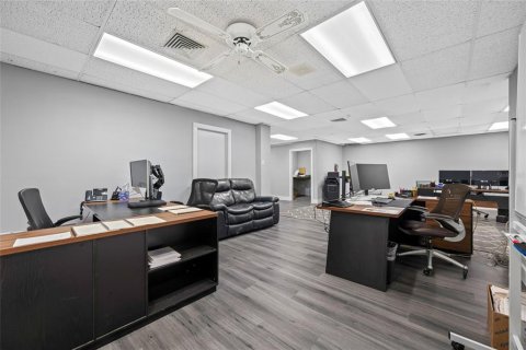 Commercial property in Tampa, Florida 629.88 sq.m. № 2096375 - photo 28