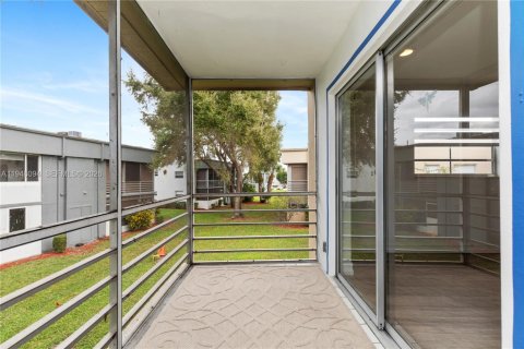 Купить кондоминиум в Делрей-Бич, Флорида 2 спальни, 84.26м2, № 2002439 - фото 30