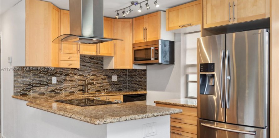 Кондоминиум с 2 спальнями в Делрей-Бич, Флорида № 2002439