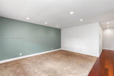 Купить кондоминиум в Делрей-Бич, Флорида 2 спальни, 84.26м2, № 2002439 - фото 13