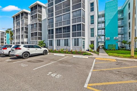 Copropriété à louer à Saint Petersburg, Floride: 3 chambres, 139.35 m2 № 1572729 - photo 3