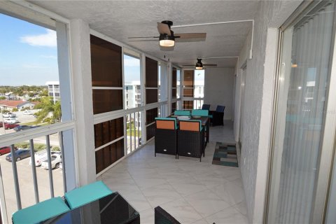 Copropriété à louer à Saint Petersburg, Floride: 3 chambres, 139.35 m2 № 1572729 - photo 26