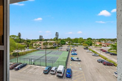 Copropriété à louer à Saint Petersburg, Floride: 3 chambres, 139.35 m2 № 1572729 - photo 25