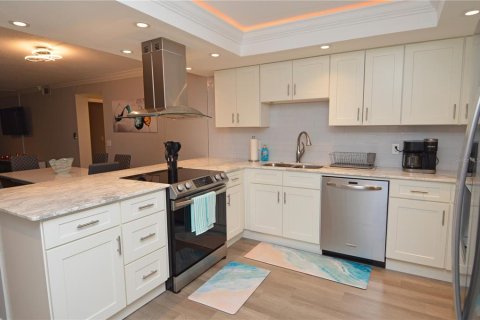 Copropriété à louer à Saint Petersburg, Floride: 3 chambres, 139.35 m2 № 1572729 - photo 14