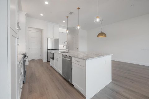 Touwnhouse à vendre à Tampa, Floride: 3 chambres, 189.06 m2 № 2235595 - photo 19