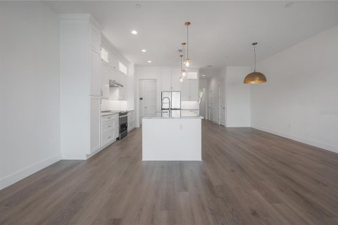 Touwnhouse à vendre à Tampa, Floride: 3 chambres, 189.06 m2 № 2235595 - photo 26