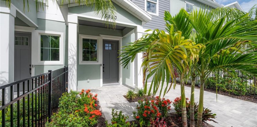 Touwnhouse à Tampa, Floride 3 chambres, 189.06 m2 № 2235595
