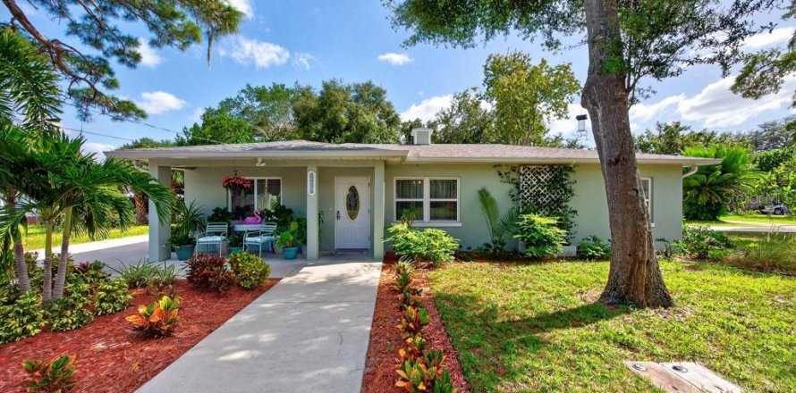 Villa ou maison à New Port Richey, Floride 2 chambres, 104.52 m2 № 2425649