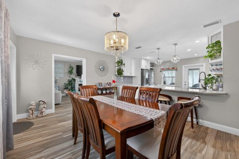 Villa ou maison à vendre à New Port Richey, Floride: 2 chambres, 104.52 m2 № 2425649 - photo 7