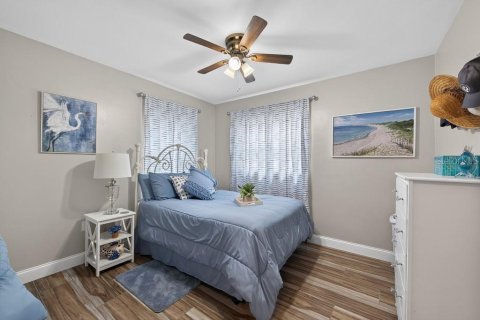 Villa ou maison à vendre à New Port Richey, Floride: 2 chambres, 104.52 m2 № 2425649 - photo 24