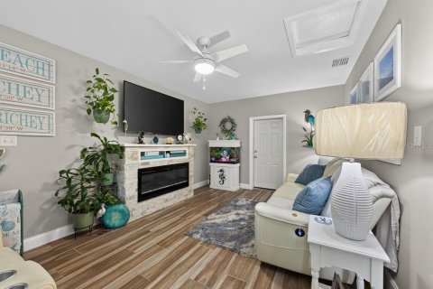 Villa ou maison à vendre à New Port Richey, Floride: 2 chambres, 104.52 m2 № 2425649 - photo 16