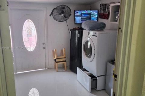 Купить виллу или дом в Хомстед, Флорида 3 спальни, 120.03м2, № 2028871 - фото 14