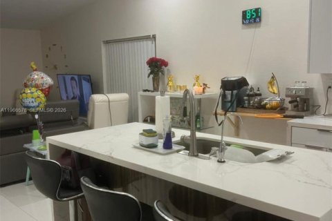 Купить виллу или дом в Хомстед, Флорида 3 спальни, 120.03м2, № 2028871 - фото 3