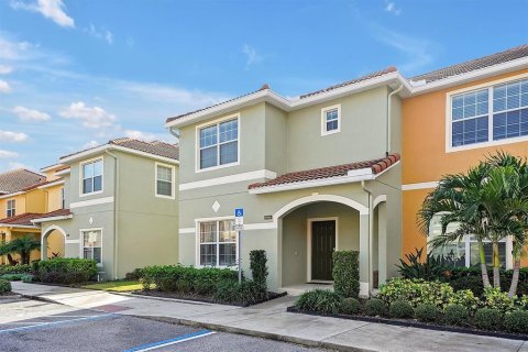 Adosado en venta en Kissimmee, Florida, 5 dormitorios, 188.03 m2 № 1832079 - foto 3