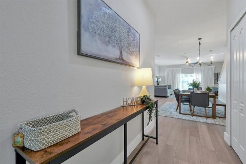 Adosado en venta en Kissimmee, Florida, 5 dormitorios, 188.03 m2 № 1832079 - foto 4