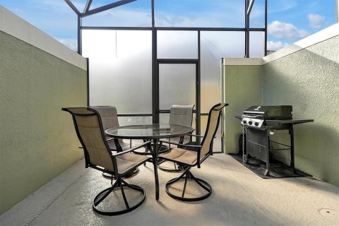 Adosado en venta en Kissimmee, Florida, 5 dormitorios, 188.03 m2 № 1832079 - foto 24