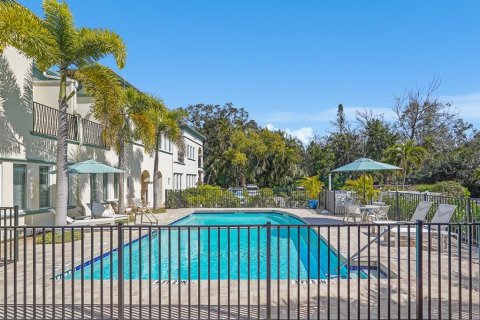Adosado en Sarasota, Florida 3 dormitorios, 154.87 m2 № 2095298