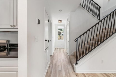 Adosado en venta en Sarasota, Florida, 3 dormitorios, 154.87 m2 № 2095298 - foto 19
