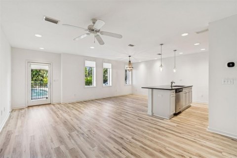 Adosado en venta en Sarasota, Florida, 3 dormitorios, 154.87 m2 № 2095298 - foto 14