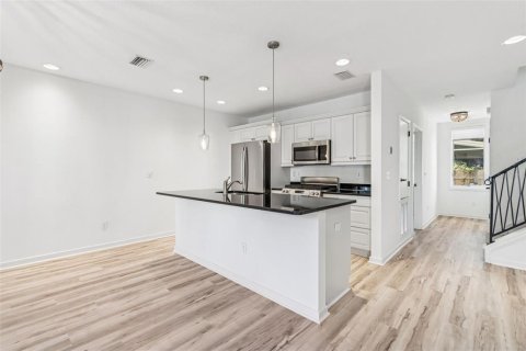 Adosado en venta en Sarasota, Florida, 3 dormitorios, 154.87 m2 № 2095298 - foto 12