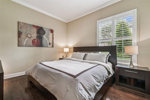 House in Wesley Chapel, Florida 4 bedrooms, 367.71 sq.m. № 1913751 - photo 22