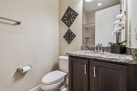 House in Wesley Chapel, Florida 4 bedrooms, 367.71 sq.m. № 1913751 - photo 24