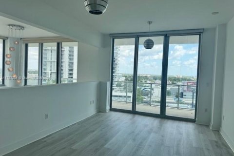 Снять в аренду кондоминиум в Майами, Флорида 2 спальни, 176.14м2, № 2022353 - фото 10