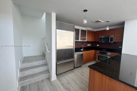 Снять в аренду кондоминиум в Майами, Флорида 2 спальни, 176.14м2, № 2022353 - фото 6