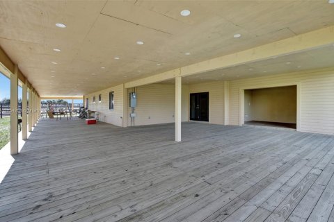 Villa ou maison à vendre à Miramar, Floride: 5 chambres, 242.75 m2 № 1939512 - photo 6
