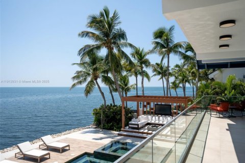 Купить виллу или дом в Ки-Ларго, Флорида 4 спальни, № 1969167 - фото 18