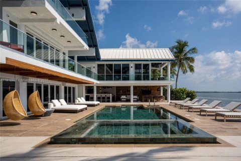 Купить виллу или дом в Ки-Ларго, Флорида 4 спальни, № 1969167 - фото 11