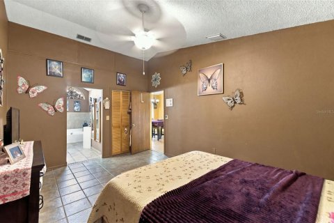 Villa ou maison à vendre à Spring Hill, Floride: 4 chambres, 187.48 m2 № 2436677 - photo 6
