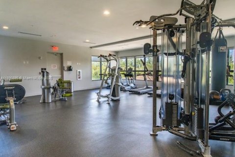 Condo in Doral, Florida, 2 bedrooms  № 1946325 - photo 23