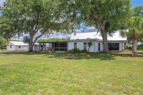 Villa ou maison à vendre à Babson Park, Floride: 3 chambres, 288.46 m2 № 2211028 - photo 2