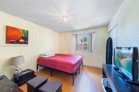 Adosado en venta en Sunrise, Florida, 4 dormitorios, 171.68 m2 № 1955017 - foto 28