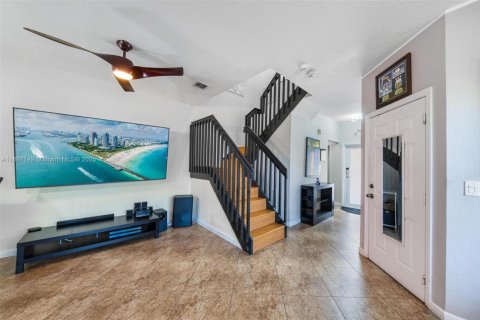 Adosado en venta en Sunrise, Florida, 4 dormitorios, 171.68 m2 № 1955017 - foto 13