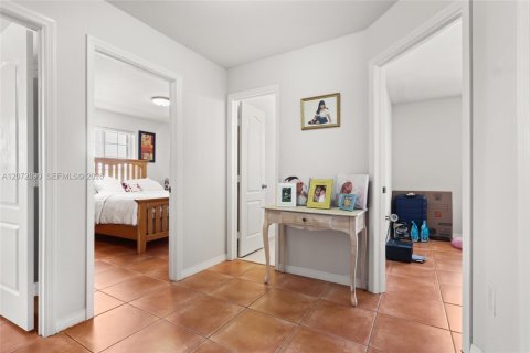 Villa ou maison à vendre à Miami, Floride: 5 chambres, 261.24 m2 № 2309516 - photo 30
