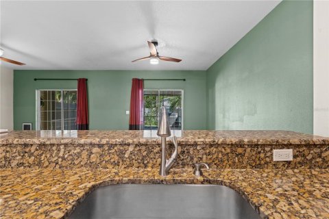 Touwnhouse à vendre à Safety Harbor, Floride: 3 chambres, 190.36 m2 № 1517812 - photo 13