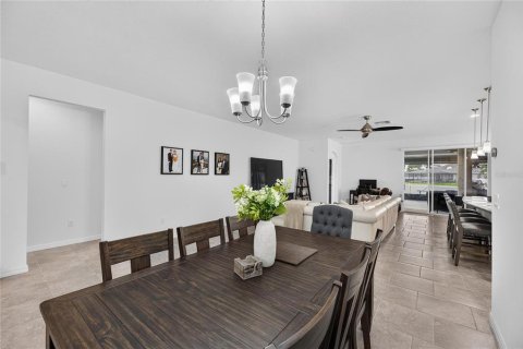 Villa ou maison à vendre à Riverview, Floride: 3 chambres, 170.75 m2 № 2410201 - photo 7