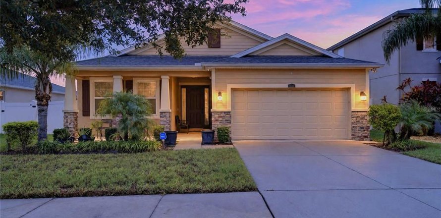 Villa ou maison à Riverview, Floride 3 chambres, 170.75 m2 № 2410201