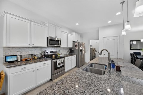 Villa ou maison à vendre à Riverview, Floride: 3 chambres, 170.75 m2 № 2410201 - photo 2