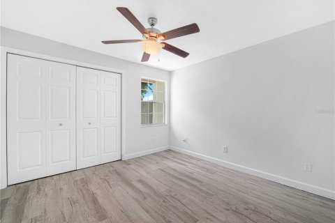 Copropriété à vendre à Tampa, Floride: 2 chambres, 83.98 m2 № 1803635 - photo 2