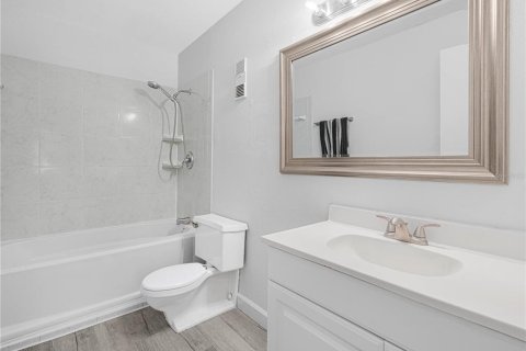 Copropriété à vendre à Tampa, Floride: 2 chambres, 83.98 m2 № 1803635 - photo 8