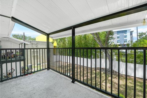 Copropriété à vendre à Tampa, Floride: 2 chambres, 83.98 m2 № 1803635 - photo 9