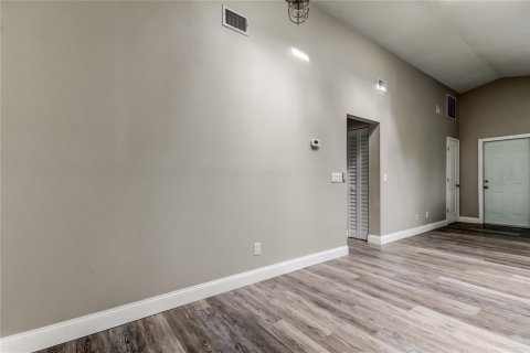 Casa en venta en Oldsmar, Florida, 3 dormitorios, 118.36 m2 № 2114257 - foto 11