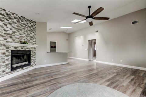 Casa en venta en Oldsmar, Florida, 3 dormitorios, 118.36 m2 № 2114257 - foto 5