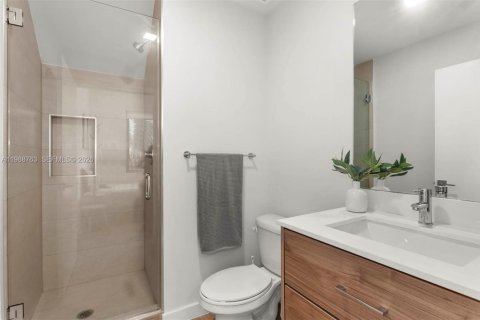 Touwnhouse à louer à Miami, Floride: 4 chambres, 161.19 m2 № 2051039 - photo 10